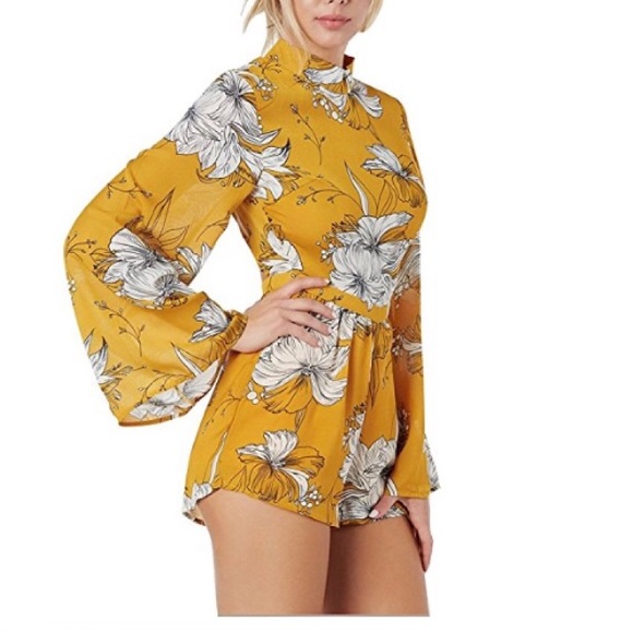 ๐ Mia Floral Print Romper - Picture 3 of 4